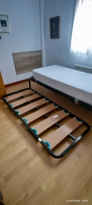 Somier láminas + cama supletoria + colchón