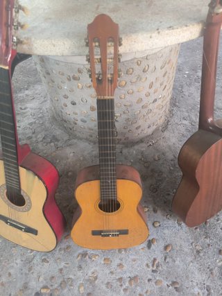 4 Guitarras Acústicas