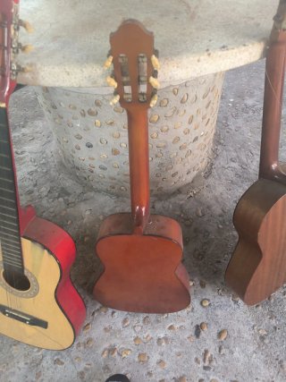 4 Guitarras Acústicas