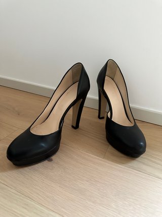 Décolleté nere in pelle