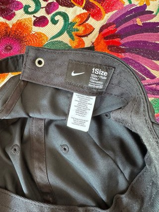 Gorra Nike Negra Tela Suave - unisex