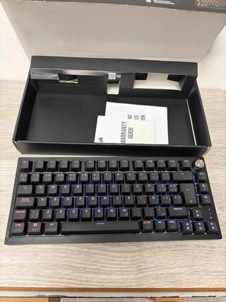Corsair K65 Plus Wireless 75% RGB Teclado Mecánico