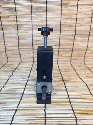 Pelacables manual con manivela