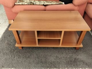 Mesa de centro salón de madera baja