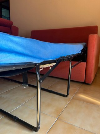 Conjunto sofá cama y sillones rojo