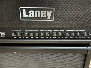 Laney LV300H Tube Fusion Amplificador