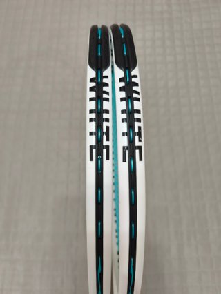 Raqueta Solinco WhiteOut XTD 28