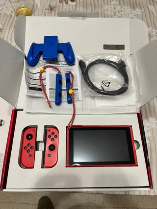 Nintendo Switch Edición Mario Rojo y Azul
