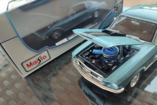 Ford Mustang GT 1968 Maisto 1:18
