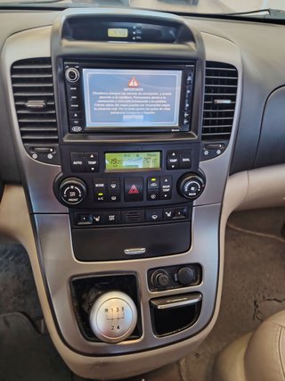 KIA Carnival 2008