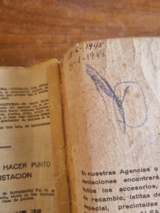 Máquina de coser Alfa antigua