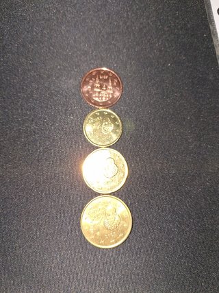 Lote 4 monedas euro sin circular