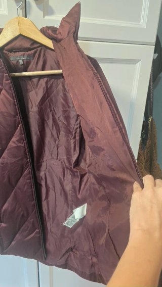 Chaqueta acolchada burdeos satinada T M
