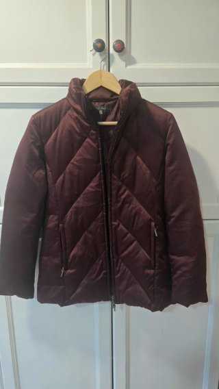Chaqueta acolchada burdeos satinada T M