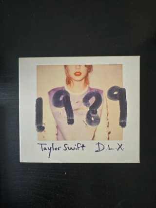 Taylor Swift 1989 Deluxe Edition CD