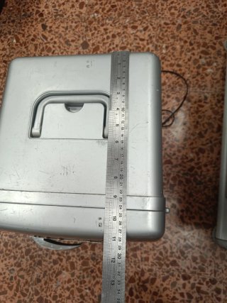 Mini Nevera Minicooler 12v y 220v, ideal camper