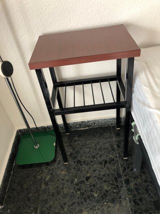 Mesita auxiliar metal y madera
