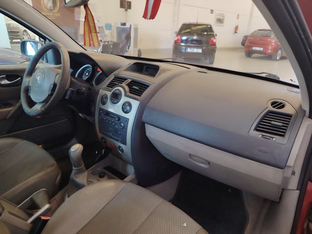 Renault Megane 2004