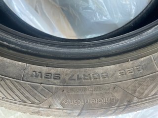 Neumático Goodyear 225/50R17 98W