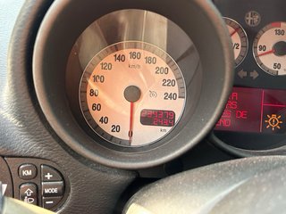 Alfa Romeo GT 2005