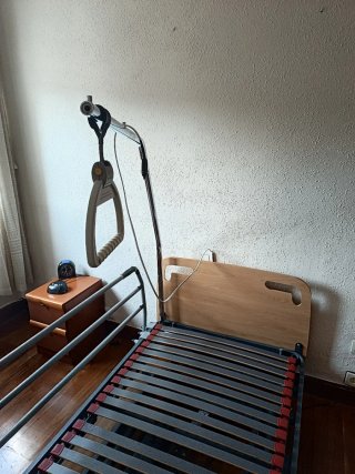 Cama articulada con somier