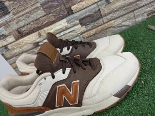 New Balance Sneakers Beige/Brown Uomo