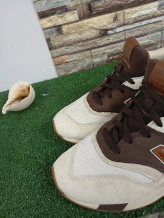 New Balance Sneakers Beige/Brown Uomo