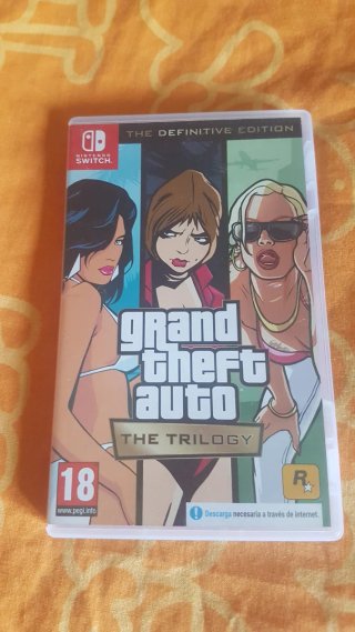 Grand Theft Auto: The Trilogy leer descripcion
