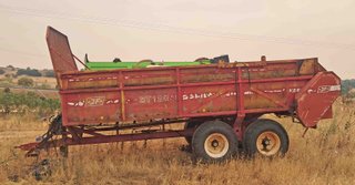 Repartidor de estiercol JF de 7.000 Kgs.