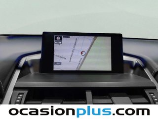 Lexus NX 300h Corporate 2WD + Navibox 145 kW (197 CV)