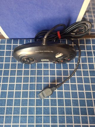 MEGADRIVE ORIGINAL MANDO DETALLES EN ROJO