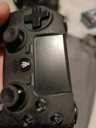 Mando de videojuegos negro
