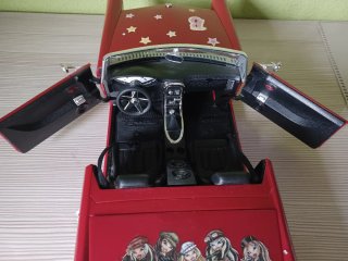 Coche cadillac cruiser Rock Bratz