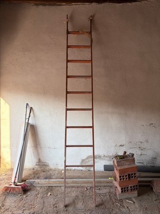 Escalera de Hierro 310cm x 44cm x 2cm
