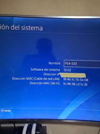PS4 (PlayStation 4) + 4 Juegos y 3 mandos.