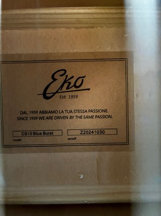 Guitarra Clásica EKO CS10 Blue Burst
