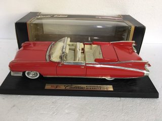1/18 MODELLO CADILLAC ELDORADO BIARRITZ RED MAISTO
