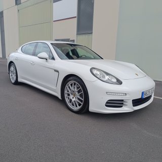 Porsche Panamera 2016