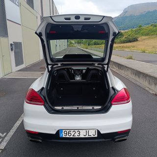 Porsche Panamera 2016