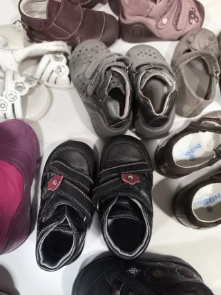 Calzado infantil niña Talla 20/22 lote entero 20€