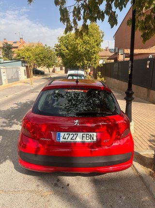 Peugeot 207 2006