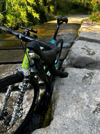 Bicicleta Gravel Focus Mares