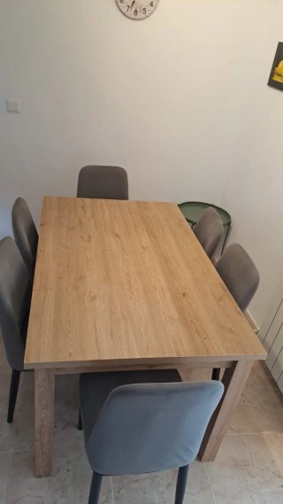 Mesa de comedor con 6 sillas