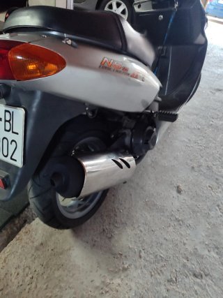 Daelim NS 125 Scooter Plata