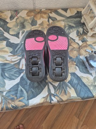 Zapatillas Heelys Negro/Rosa Talla 34 + Kit