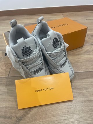 Zapatillas Louis Vuitton Blancas y Grises