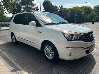 SsangYong Rodius 2014