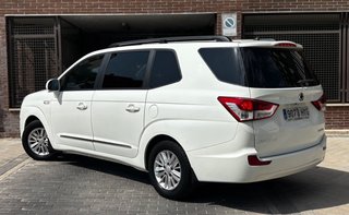 SsangYong Rodius 2014