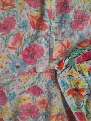 Vestido corto estampado flores