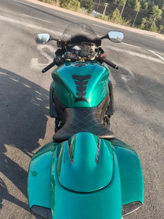 Suzuki GSXR 600 Sportbike